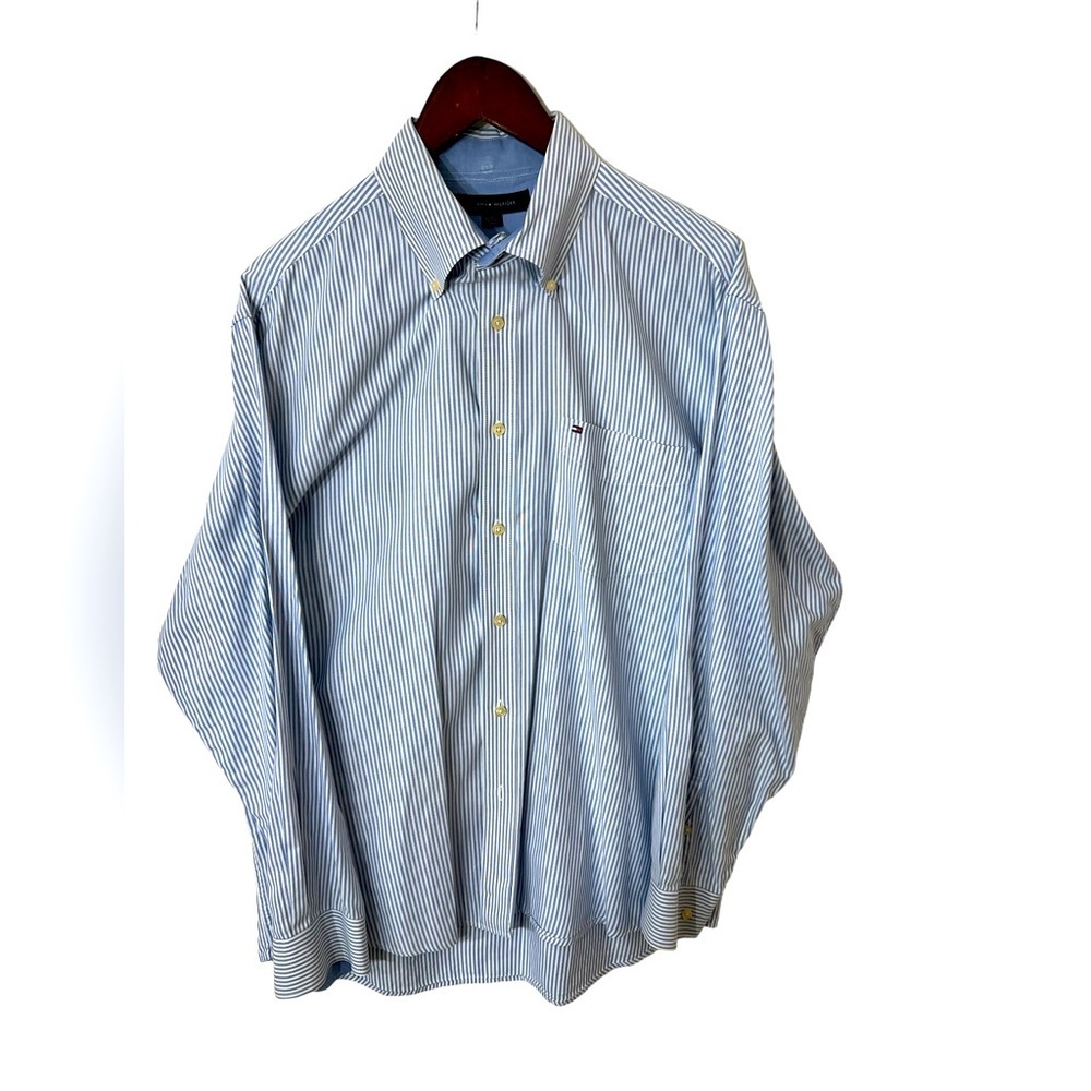 TOMMY HILFIGER MENS CASUAL BUTTON DOWN SHIRT. SIZE L, 100% COT. BLEND W/ LOGO☑️